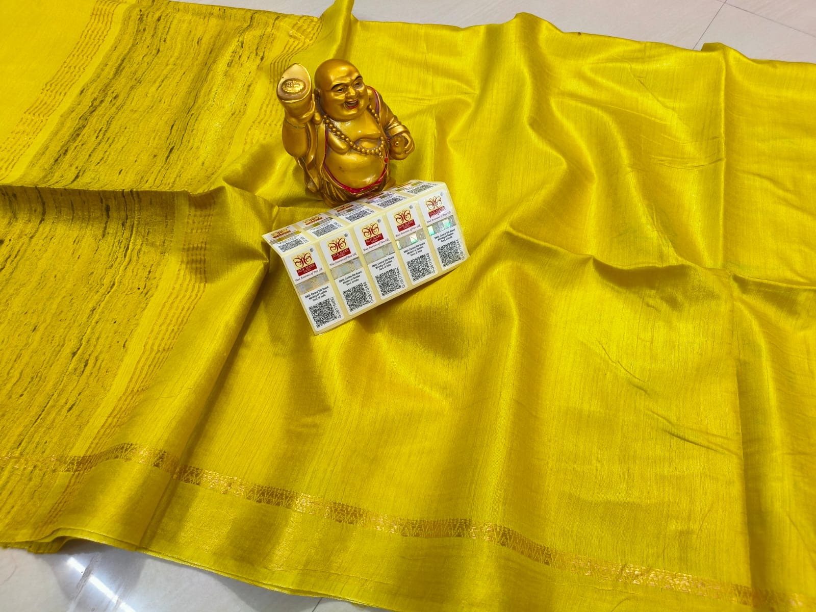 Bhagalpuri Pure Silk Munga with Temple Border.