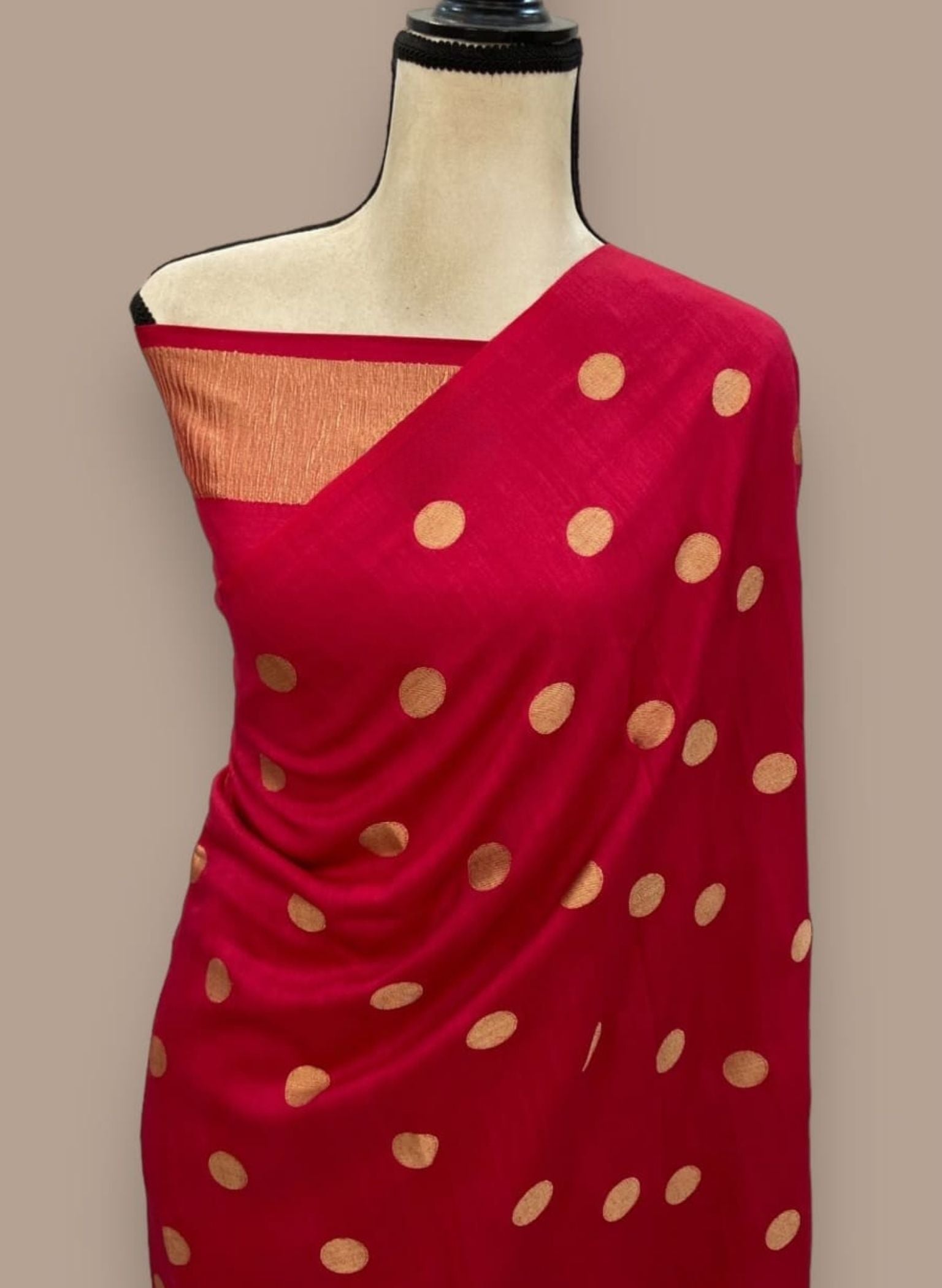 Banarasi Saree with versatile coin butti design