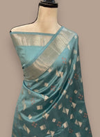 Banarasi Sarees with motif design