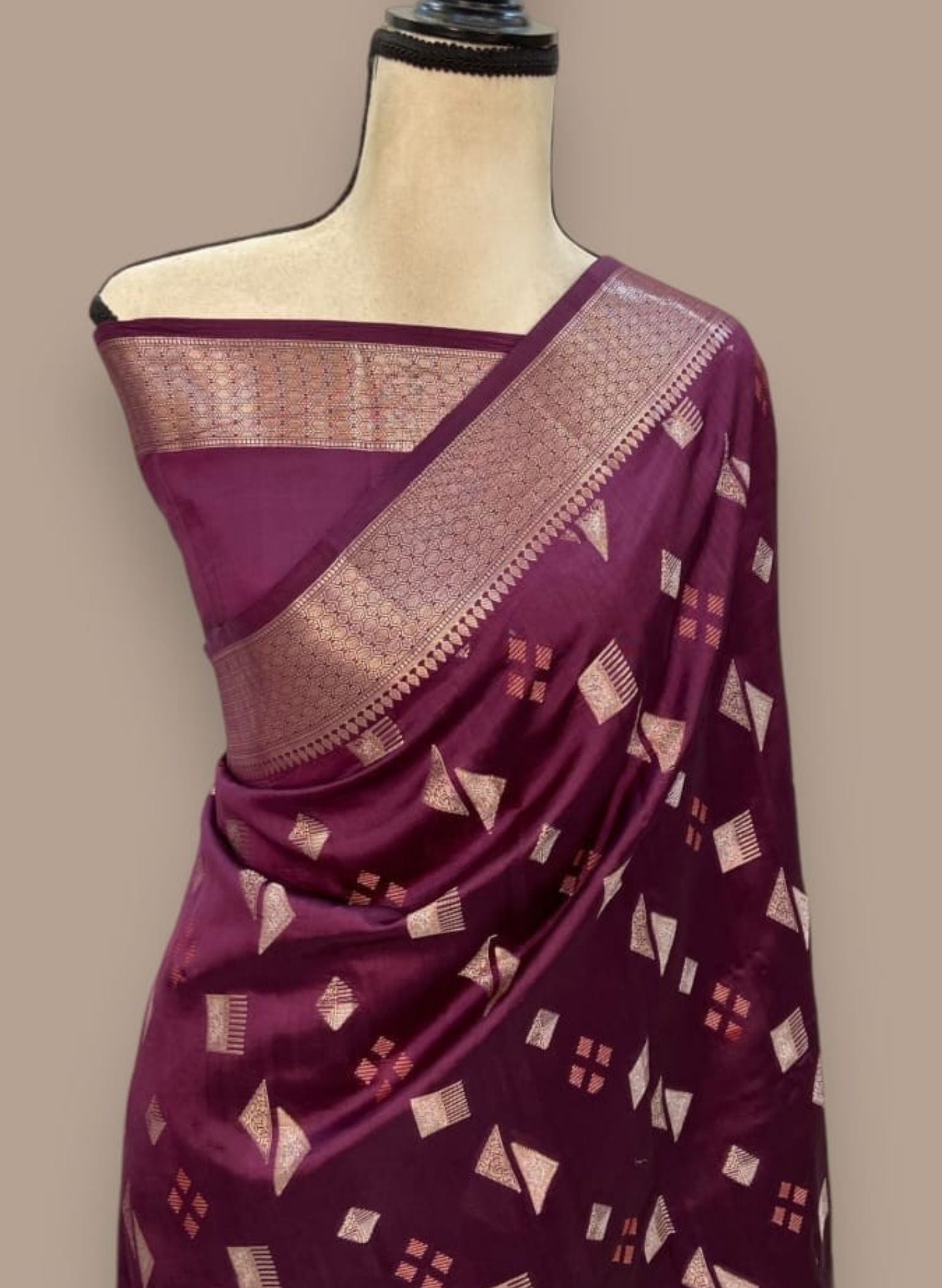 Banarasi Sarees with motif design