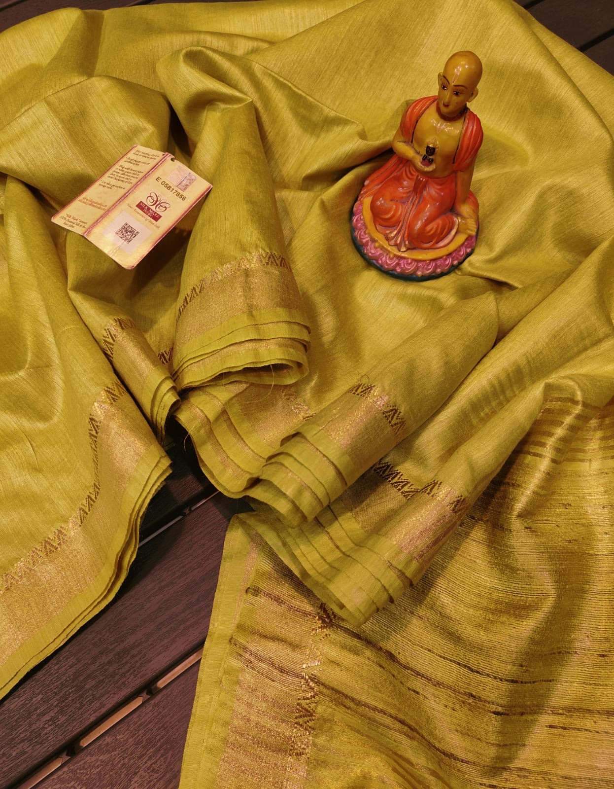 Bhagalpuri Pure Silk Munga with Temple Border.
